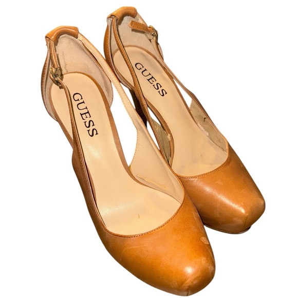 GUESS Vintage Leather Women's High Heel Pumps - Picture 3 of 6